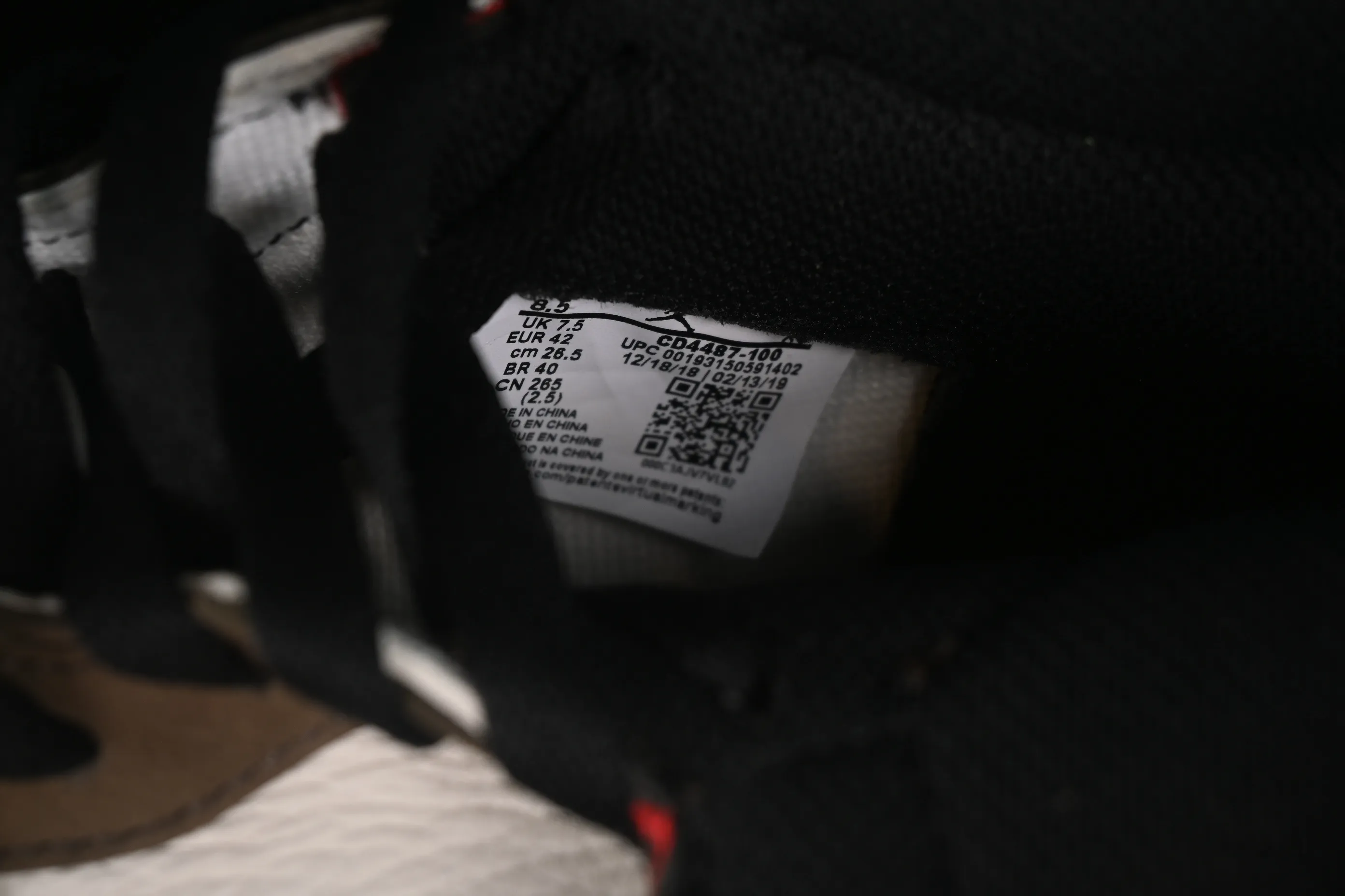 All Categories Air Jordan Jordan Series Basketball Shoes Air Jordan 1 High Pure Original Travis Scott x Air Jordan 1 High OG AJ1 Reverse Hook Limited Edition CD4487-100